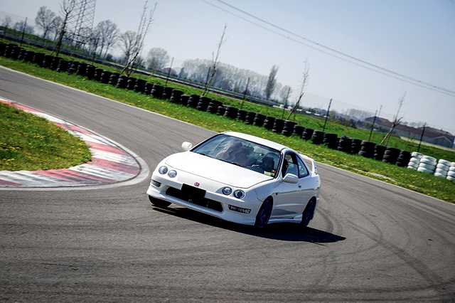 Honda-Integra-Type-R