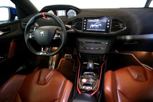 Peugeot 308 R Hybrid