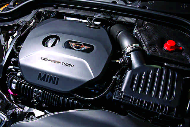 Mini-Cooper-S-F55-by-adrenalina-chip-tun