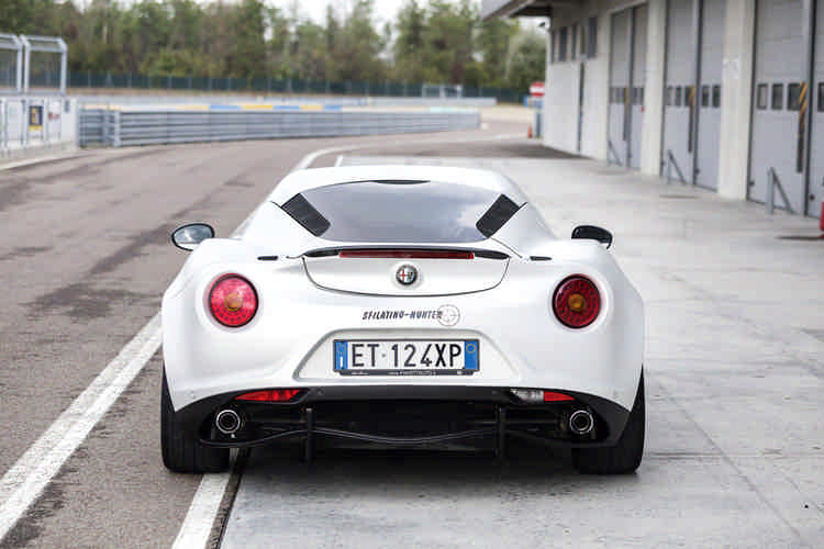 Alfa Romeo 4C by BS Racing