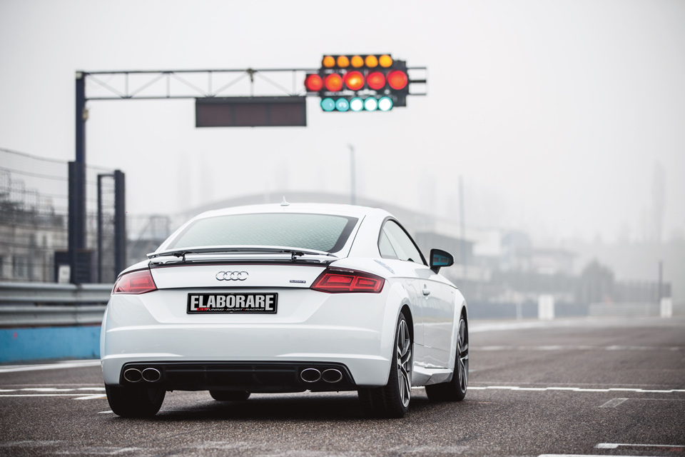 Audi TT 2.0 TFSI quattro (2)