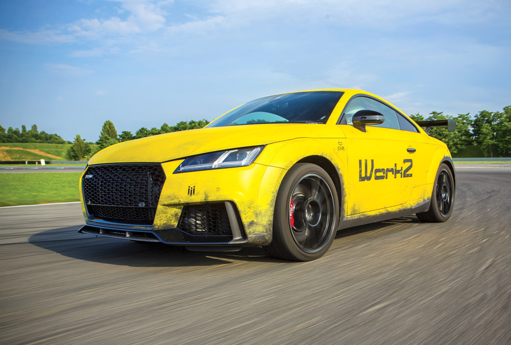 Audi TT RS S-Tronic elaborata con preparazione Werk 2 Automotive GmbH anteriore