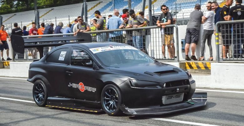 Mitsubishi Lancer Evo X preparazione 600 CV Time Attack anteriore