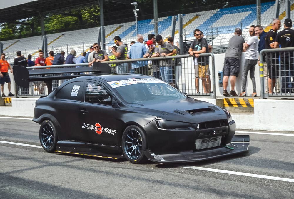 Mitsubishi Lancer Evo X preparazione 600 CV Time Attack anteriore