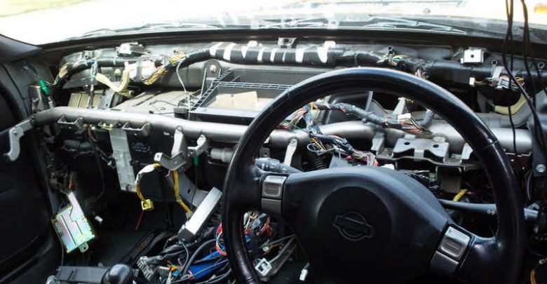 Nissan Skyline GT-S R34 preparazione by Alosa con guida a sinistra
