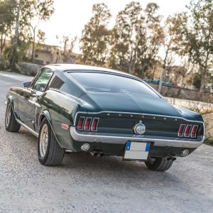Ford Mustang Fastback 1968 auto storica americana elaborata con preparazione Buffalo Garage