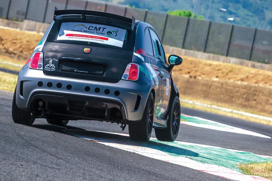 Abarth 695 Biposto elaborata 320 CV con preparazione Old School Garage