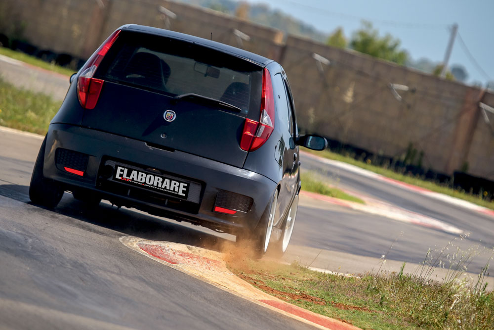 Punto Sporting 2003 elaborata 105 CV con preparazione DCgarage