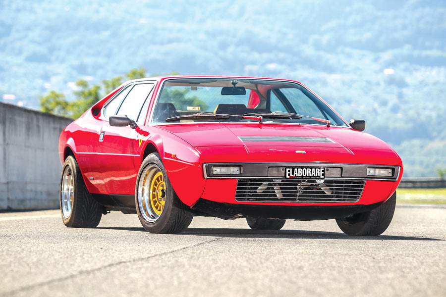 Ferrari Dino 208 GT4 auto sportiva storica elaborata