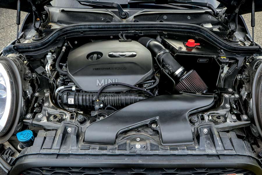 Mini Cooper S JCW elaborata 267 CV - motore
