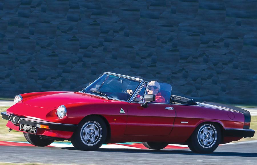 Alfa Romeo Spider Duetto elaborata ACL Classic